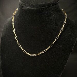 Elegant Gold Chain Necklace